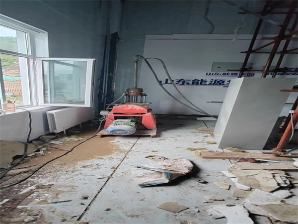 南丰地基基础下沉墙体裂缝加固注浆顶升施工